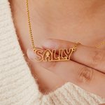 Personligt namnhalsband med ihåligt teckensnitt och kontur Bokstavshänge Smycken Alla hjärtans dag Födelsedagspresent till henne