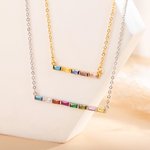 Collier de Famille Minimaliste Personnalisé avec 1-8 Pierres de Naissance Cadeau de Fête des Mères pour Elle