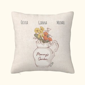 Housse d'Oreiller Multicolore Personnalisée avec Fleurs de Naissance et Noms Cadeau de Pendaison de Crémaillère pour Maman Grand-mère