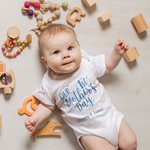 Camiseta personalizada con estampado de corazones 100% algodón Body para bebé con nombre a juego Nuestro primer regalo del Día de la Madre para la nueva mamá Bebé