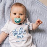Camiseta personalizada con estampado de corazones 100% algodón Body para bebé con nombre a juego Nuestro primer regalo del Día de la Madre para la nueva mamá Bebé