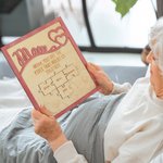 Personalised Wooden Mom Puzzle Sign with 1-6 Engraved Names Desk Decoration Mother's Day Gift for Her