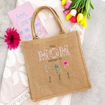 Gepersonaliseerde This Grandma Mom Belongs To Jute Draagtas met 1-16 Geboortebloemen en Namen Moederdagcadeau voor haar