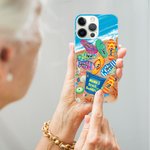 Custodia personalizzata per iPhone con nomi per i compagni di spiaggia della nonna, regalo per la famiglia in occasione della festa della mamma.