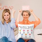Personalizowana poszewka na poduszkę z imieniem i tekstem Butterfly 1-14 Birth Flowers Prezent na Dzień Matki dla niej