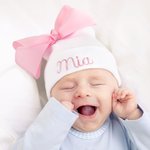 Gorro de punto con nombre bordado y lazo rosa personalizado para bebé niña Regalo de Baby Shower para recién nacido