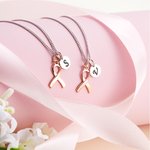 Personligt Sterling Silver Bröstcancer Medvetenhet Halsband med Rosa Band och Initial Charm Cancer Fighter Survivor Present till Kvinna