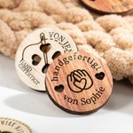 Personalisierter Hölzerner Knopf mit Herz-Ausschnitt Kleidung Etiketten Stricken Projekt Stück Geschenk für Mutter Oma Stricken Häkeln Liebhaber