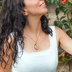 Collar colgante personalizado con flor de nacimiento grabada y foto regalo de Día de la Madre o cumpleaños para mujer