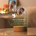 Plaque Acrylique Personnalisée avec Noms du Couple Motif Cupidon Coeur Décoration de Bureau Cadeau Anniversaire St Valentin pour Couple