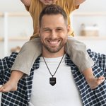 Collar personalizado en forma de escudo con los nombres de los niños grabados 1-7 Cumpleaños Día del Padre Regalo para hombres