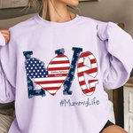 Personalized USA Flag Love Heart 4th of July T-shirt Sweatshirt with 1-16 Names American Independence Day Gift for Mom Grandma