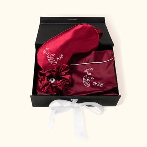 Personalisierte Geburt Blume Name Satin Pyjama Shirt mit Augenmaske und Haar Scrunchie Geschenk Box Set Geburtstag Muttertag Geschenk für sie