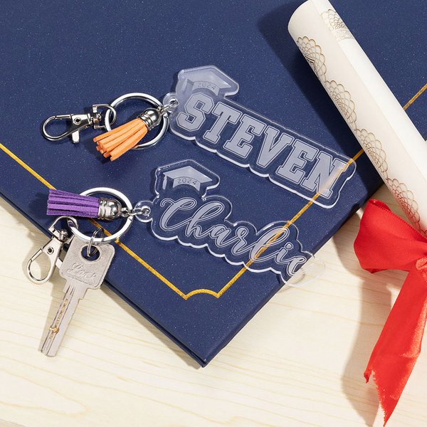Porte-clés en Acrylique Personnalisé avec Nom et Frange Classe de 2026 Cadeau de Fin d'Études pour les Diplômés