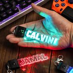 Portachiavi a LED personalizzato in acrilico con nome e 7 modalità di illuminazione Regalo di compleanno per amici