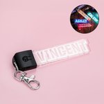 Portachiavi a LED personalizzato in acrilico con nome e 7 modalità di illuminazione Regalo di compleanno per amici