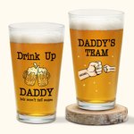 Gepersonaliseerd Drink Up Daddy We Won't Tell Mam Fist Bump 16oz Bierglas met 1-4 Kindernamen en Tekst Vaderdag Verjaardagscadeau voor hem
