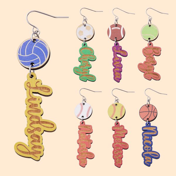 Boucles d'Oreilles en Bois Personnalisées avec Pendentif de Nom et Balle Cadeau Anniversaire pour Cheer Mom Amateur de Sport