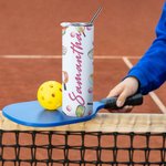 Pickleball coloré personnalisé 20oz Skinny Tumbler avec nom et paille Graduation Birthday Gift for Sports Lover (Cadeau d'anniversaire pour les amoure