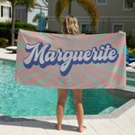 Gepersonaliseerd Super Absorberend Sneldrogend Zacht Groovy Retro Multicolor Strandlaken met Naam Zomerfeest Verjaardagscadeau voor haar