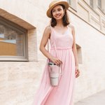 Sac de Bouteille avec Sangle Réglable Personnalisé avec Fleur de Naissance et Nom Manchon Bouteille 40oz Tumbler Cadeau d'Anniversaire pour Elle