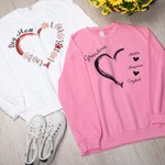 Personalisierte Oma Herz Schweiß Paw Prints Crewneck T-shirt Sweatshirt mit 1-10 Kind Namen Geburtstag Muttertag Geschenk für sie