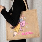 Matita personalizzata Coquette con fiocco rosa Borsa in iuta con nome Grande capacità Regalo di ringraziamento per l'insegnante per il ritorno a scuola
