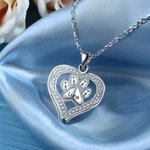Henkilökohtainen sydämen muotoinen Angel Wing Dog Paw kaulakoru kaiverrettu nimi Memorial Pet Loss lahja lemmikkieläinten ystävälle