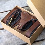 Personalisierter Einstellbarer Y-Form Träger Rindsleder mit Namen Gravur Klassischer Hosenträger Geschenk für Herren zum Geburtstag Vatertag Hochzeit