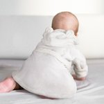 Personalised Soft Skin-friendly Elephant Fleece Baby Sleepwear Dressing Gown with Bear Ears and Embroidery Name Gift for Newborn