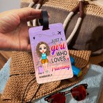 Personalisierter Bunter Gepäckanhänger mit Namen Reise-Essentials Geburtstagsgeschenk für Urlaub-Liebhaber