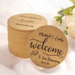 Henkilökohtainen sarja 10 uudelleenkäytettävää häät Favor Cork Coasters parin nimellä ja päivämäärällä Bridal Shower -lahja vastanaineille
