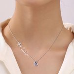 Collana personalizzata con nome a croce e pietra a forma di goccia Regalo di compleanno cristiano e di battesimo per lei