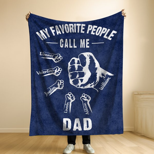 Personalised My Favorite People Fist Bump Soft Blanket with 1-16 Names Birthday Father's Day Gift for Dad Grandpa