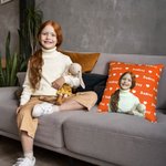 Taie de Coussin Personnalisée avec Photo et Nom Décoration Intérieure Multicolore Cadeau Fête Anniversaire pour Famille