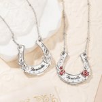 Personalisierte farbwechselnde Hufeisen Rosen Halskette mit Namen Gravur Glücksbringer Verlobung Hochzeit Jahrestag Geschenk für Braut Pferdeliebhaber