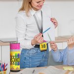 Gepersonaliseerde Faux Glitter Potlood Kleurpotlood Apple Naam 20 oz Skinny Tumbler en Badgehouder Waardering Terug naar School Gift voor Leraar