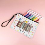 Trousse à Crayons Personnalisée avec Titres des Livres et Nom Cadeau Retour à l'École pour Enseignant Amateur de Lecture
