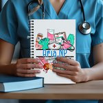Personalisierte Krankenschwester Hut Stethoskop medizinische Element 120 Seiten A5 liniert Spiral Notebook mit Namen Graduierung Anerkennung Geschenk 