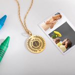 Personlig gravert College High School Logo Disc Anheng Halskjede Jubileum Graduation Tilbake til skolen Gave til Graduate Student
