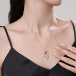 Collana personalizzata con rosa e 1-3 nomi incisi gioiello raffinato ipoallergenico regalo di compleanno per festa della mamma per donne