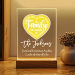 Gepersonaliseerd Familie Zal Altijd Verbonden Zijn Door Hart LED Nachtlampje met 1-12 Namen en Houten Basis Housewarming Verjaardag Afscheidscadeau voor Familie
