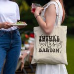 Personalisierte Zukunft Frau wiederverwendbare Canvas Tragetasche mit Namen Engagement Brautdusche Bachelorette Geschenk für neue Braut
