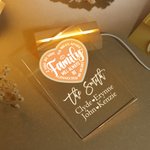 Gepersonaliseerd Familie Zal Altijd Verbonden Zijn Door Hart LED Nachtlampje met 1-12 Namen en Houten Basis Housewarming Verjaardag Afscheidscadeau voor Familie