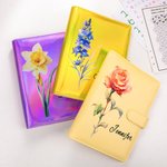 Personalisierter Mehrfarbiger Geldspar-Challenge A5 Binder mit Geburtsblume Namen 100 Umschläge Budget Planer Ringbuch Geburtstag Geschenk für Familie