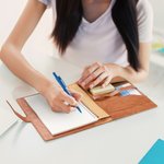 Personalisierte Bogen Geburt Blumenstrauß Leder Bucheinband mit Notebook und eingravierten Namen Geburtstag Geschenk für Künstler Maler
