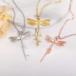 Collar personalizado libélula con nombre Minimalista Joyería Cumpleaños Memorial Gift for Women Girls Dragonfly Lovers