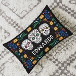 Personlig mexikansk blommig sockerskalle Rektangulär kastkuddeöverdrag med namn Gotisk heminredning Day of the Dead Present till familjen