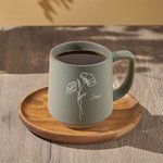 Tasse en Grès Personnalisée avec Nom et Fleur de Naissance Mug de Style Rétro pour Pendaison de Crémaillère Fête des Mères Cadeau pour Famille Ami