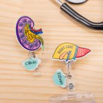 Personalisierte Anatomische Herz Gehirn Lunge Einziehbare Badge Reel mit Namen Charm und Badge Buddy Geschenk für Krankenschwester Arzt Medizinstudent